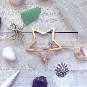 Gold Star Cutout Hair Clip